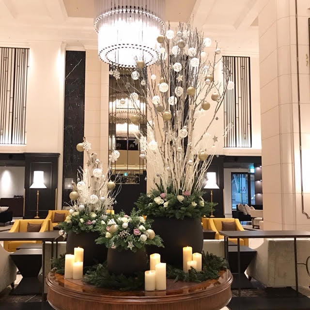 ホテルのロビーのインテリア